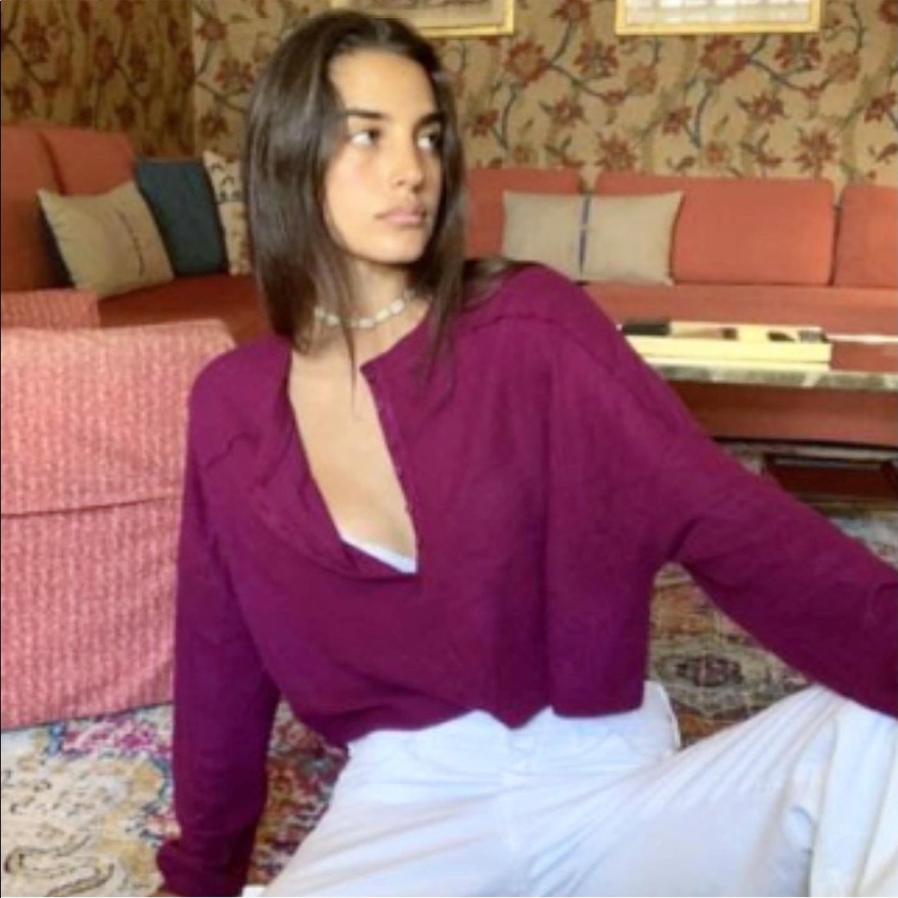 Magenta cropped long sleeve shirt